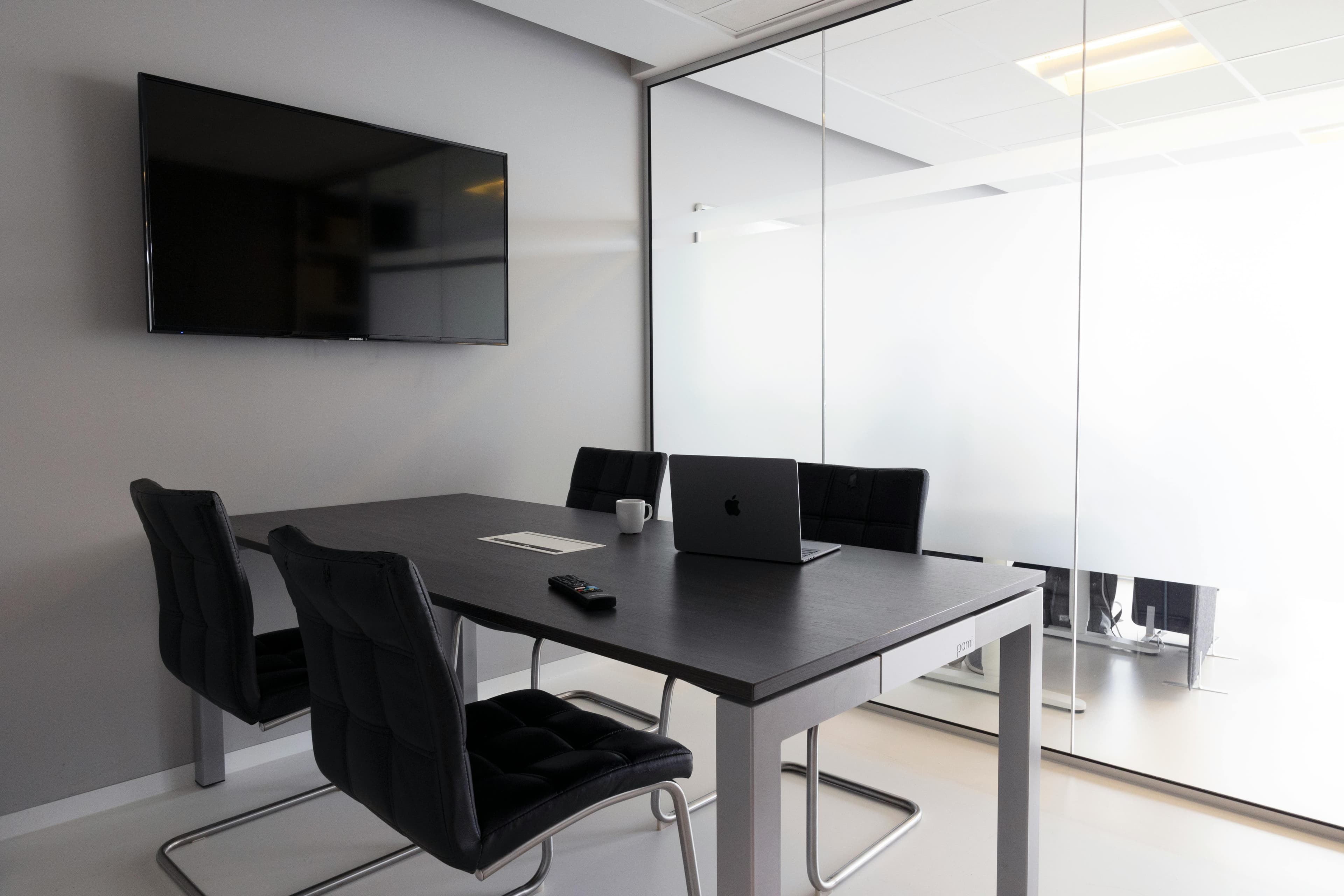 4 Seater Workspace